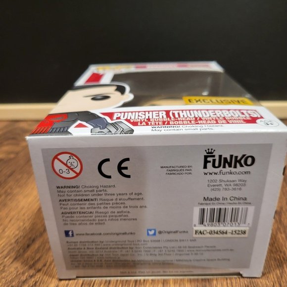 Marvel Punisher (Thunderbolts) Walgreens Exclusive Funko Pop - Picture 6 of 12
